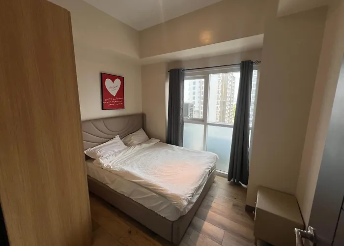 Apartamento Luxury Spacious 3bedrooms With Maid's Bunkbed Massage Chair Bayview Free Pool & Parking Near Okada & Moa