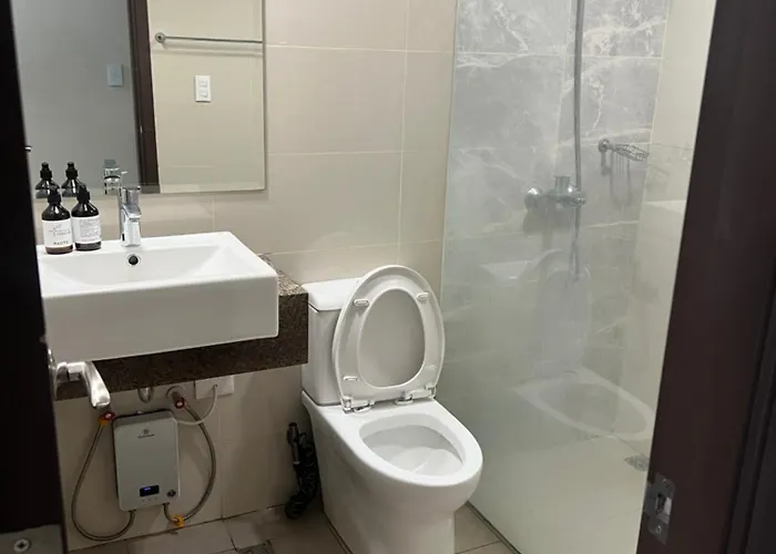 Luxury Spacious 3bedrooms With Maid's Bunkbed Massage Chair Bayview Free Pool & Parking Near Okada & Moa * Manila