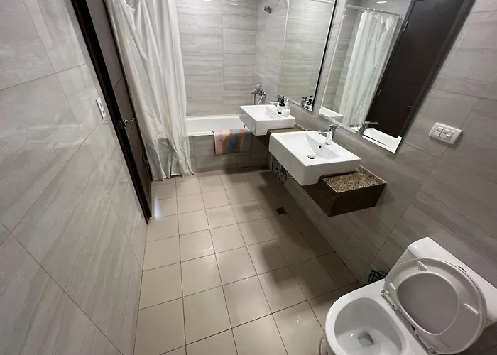 Luxury Spacious 3bedrooms With Maid's Bunkbed Massage Chair Bayview Free Pool & Parking Near Okada & Moa Apartamento *