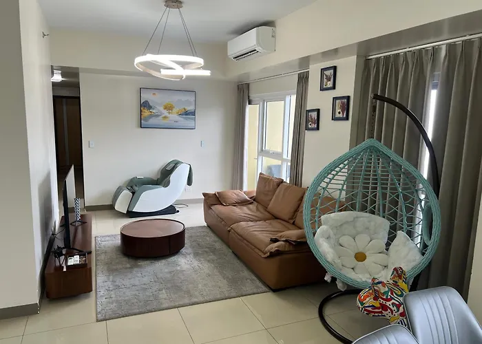 Luxury Spacious 3bedrooms With Maid's Bunkbed Massage Chair Bayview Free Pool & Parking Near Okada & Moa * Manila