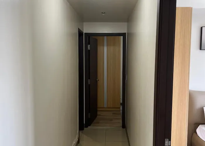 Luxury Spacious 3bedrooms With Maid's Bunkbed Massage Chair Bayview Free Pool & Parking Near Okada & Moa Apartamento Manila