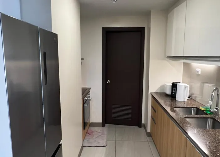 Luxury Spacious 3bedrooms With Maid's Bunkbed Massage Chair Bayview Free Pool & Parking Near Okada & Moa Apartamento